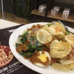 Gado Gado Super