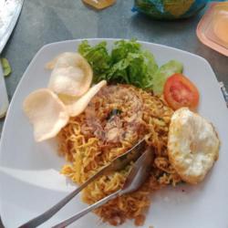 Mie Pedas Sosis 5  Free Chiken Katsu