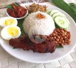 Nasi Lemak Telur