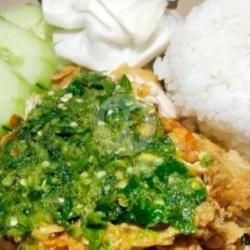 Nasi Ayam Geprek Dahsyat Sambel Ijo