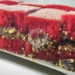 Redvelvet Kacang Coklat Wijen  Susu.ukuran Besar