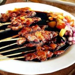 26 Tusuk Sate Ayam Campur Kulit Bumbu Kecap