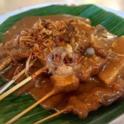 Sate Setengah Porsi