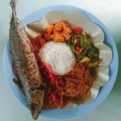 Nasi Campur Ikan