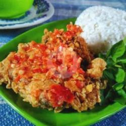 Chicken Geprek Sambal Bawang