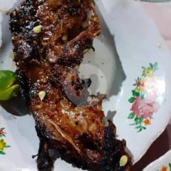 Rahang Tuna Kecil Bakar