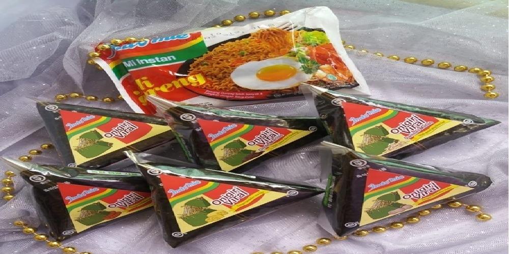 Rashya Onigiri Viral, Kaliabang Tengah - GoFood