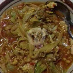 Kwetiaw Kuah Ayam Sosis