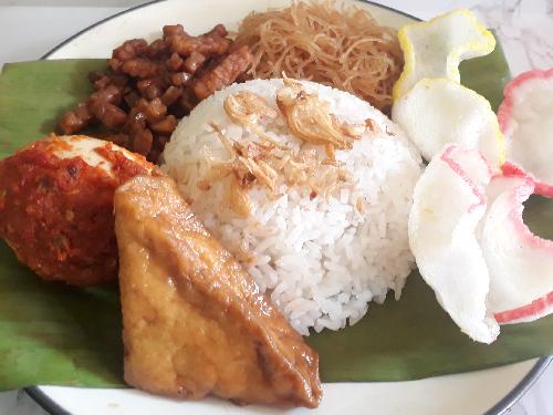 Daftar Harga Menu Delivery Nasi Uduk Betawi & Lontong Sayur, Taman ...