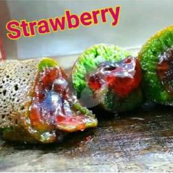 Martabak Strawberry Susu Kecil