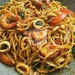 Mie Goreng Seafood Mix