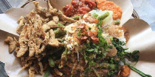 Nasi Pecel Wader Khas Madiun