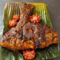 Ikan Bakar Kakap Perpotong.