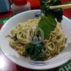 Mie Yamin Pangsit Basah