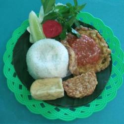 Penyet Telor   Nasi Jumbo