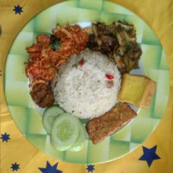 Nasi Liwet Jengkol Ayam Suwir