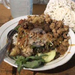 Nasi Pecel Rawon