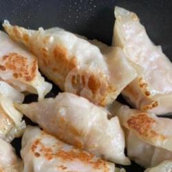 Gyoza Udang Isi 10