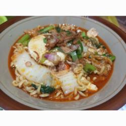 Mie Nyemek Telur