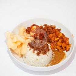 Nasi Uduk Kentang Balado