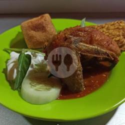 Ayam Goreng Lalapan Dada Tanpa Nasi