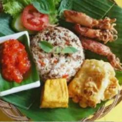 Nasi Tutug Oncom Asin Cumi