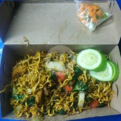 Mie Goreng Ayam Bakso Sosis