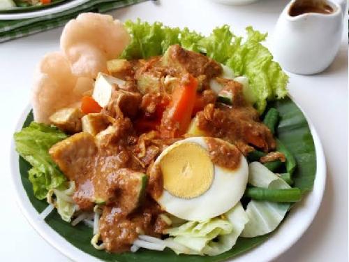 Gado Gado Ibu Wati