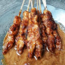 20 Tusuk Sate Ayam Bumbu Kacang