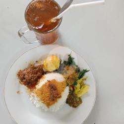 Nasi Rendang   Telur Bulat   Es Teh Manis