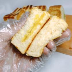 Roti Bakar Durian   Nanas