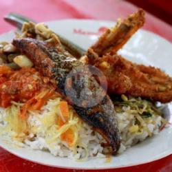 Nasi Ayam   Ikan