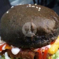 Black Burger Chicken   Egg