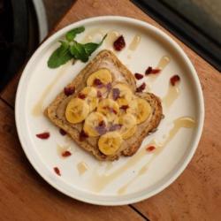 Banana Toast I 348,2kcal