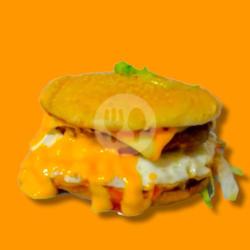 Cheesy Egg Burger Standar