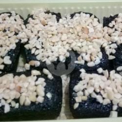 Brownies Lumer   Kacang (buy 2 Free 1)