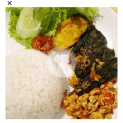 Nasi Lalapan Paru