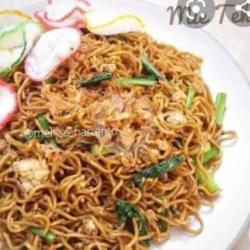 Mie Tektek Goreng