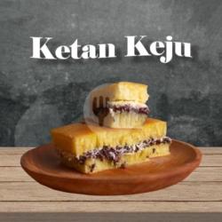 Martabak Manis Keju Ketan