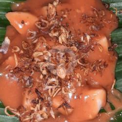 1 (porsi) Ketupat   Kuah Sate Padang