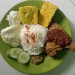 Nasi Bebek  Tempe Tahu