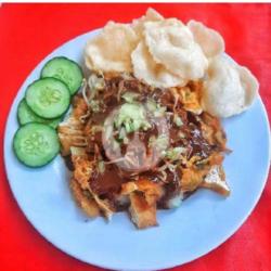 Lontong Campur Tahu Telor Krupuk