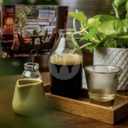 Cold Brew Coffee (black)