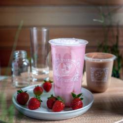 Strawberry Freshmilk (medium)