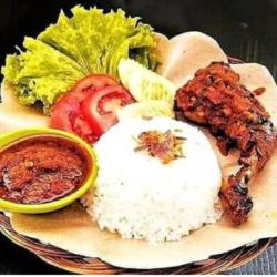 Nasi Ayam Bakar Bumbu Rujak Paha