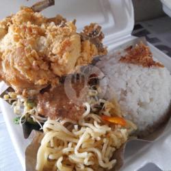 Nasi Pecel Ayam Crispy