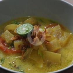 Soto Kaki Sapi Kuah Kuning