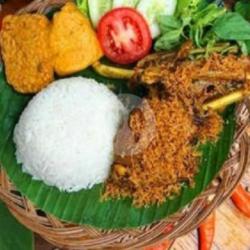 Nasi Bebek Serundeng Komplit