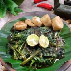 Lontong Petis Kangkung   Tahu