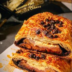 Banana Puff Chocolate Cheese